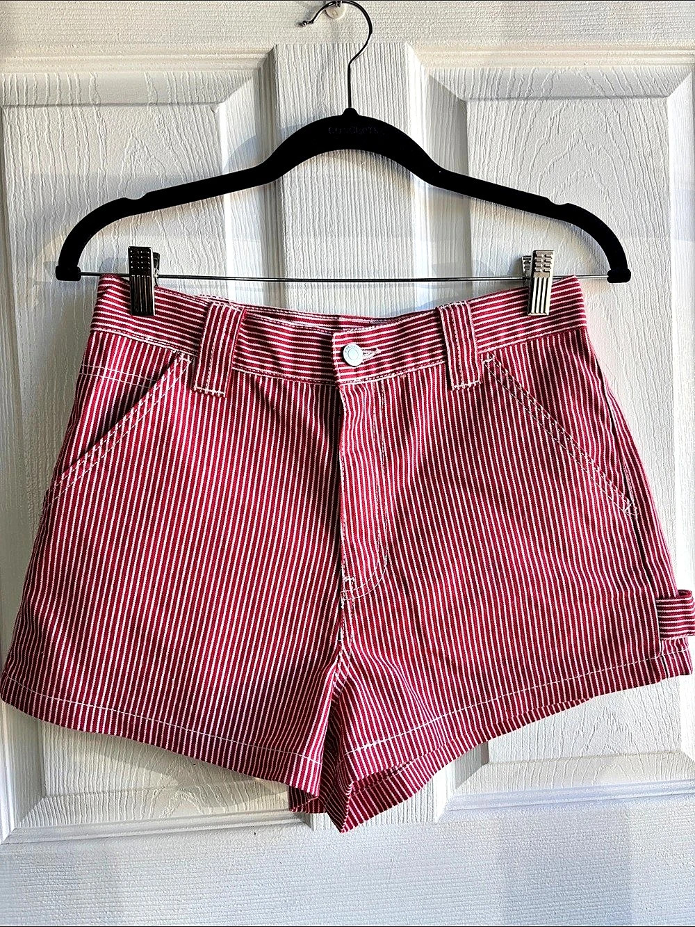 Y2K Playboy x PacSun Red Striped High Waisted Shorts Heart Pockets Size 28